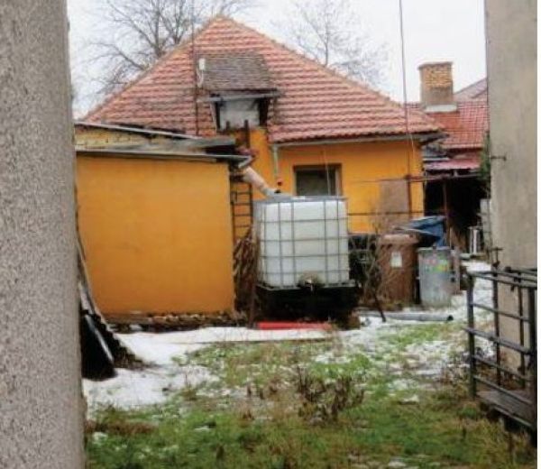 120 EX 4612/19-345 pod&iacute;l 1/4 rodinn&eacute;ho domu s pozemkem v obci Plaňany, okres Kol&iacute;n